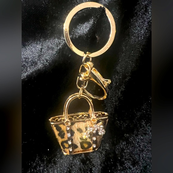 Leopard print purse keychain with rhinestones. So cute! Claw clasp. - Picture 1 of 2